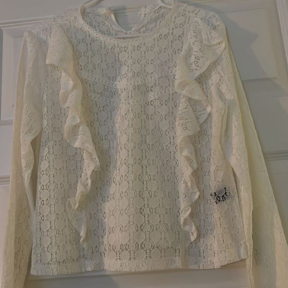 NEVER WORN!! White lace shirt - Picture 2 of 2